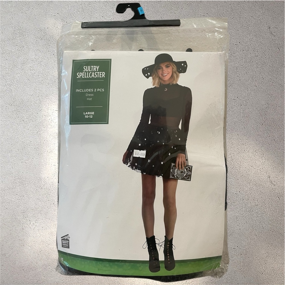 Sultry Spellcaster Costume Set